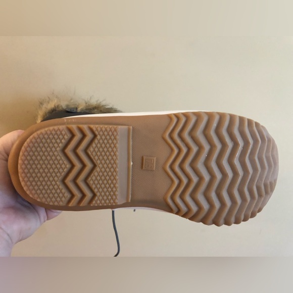 Jambu Boots, Sz 7.5, New in box! - Picture 2 of 4